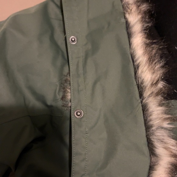 The North Face Down Parka - Picture 4 of 4